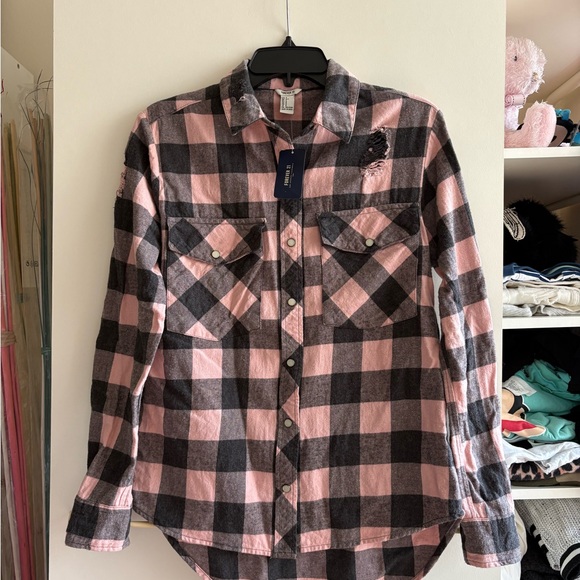 NWT Pink and Black Grey Distressed Plaid Shirt S Forever 21 100% cotton - Picture 1 of 8